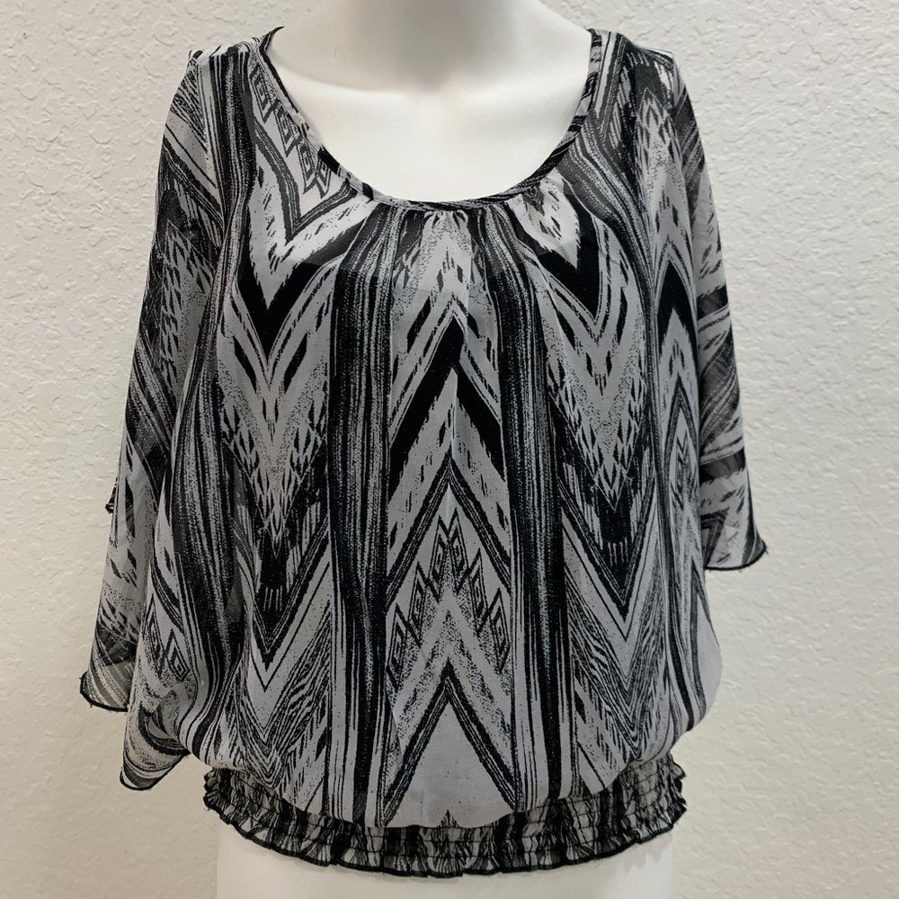 IZ Byer Black & White Blouse Top Shirt Size Medium